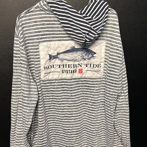 Southern Tide thin hooded shirt